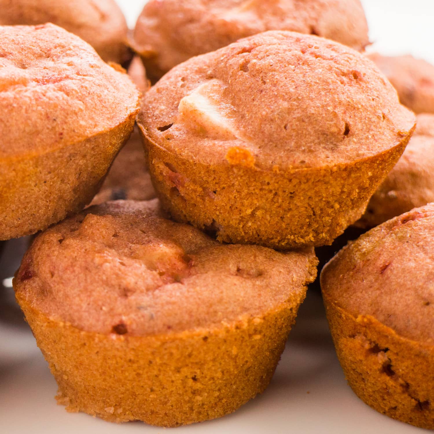 Healthy Sugar-Free Apple Muffins: Low Calorie & Customizable